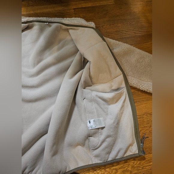 Uniqlo Windproof Outer Fleece Jacket Sherpa Large - Picture 7 of 10